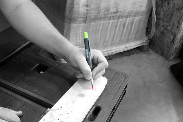 12 6 x rød og 6 x hvit bly, plastbox i eske