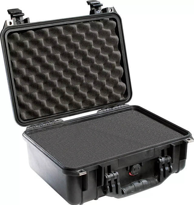 1450 Peli™ Case u/skum