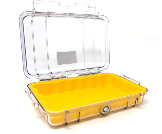 1040 Peli™ MicroCase
